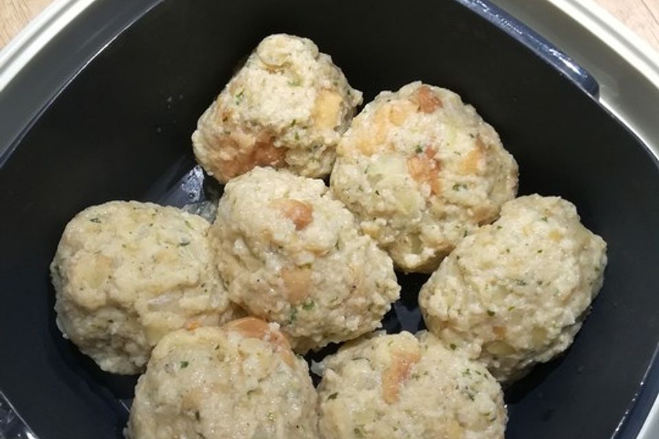 Bayrische Semmelknödel