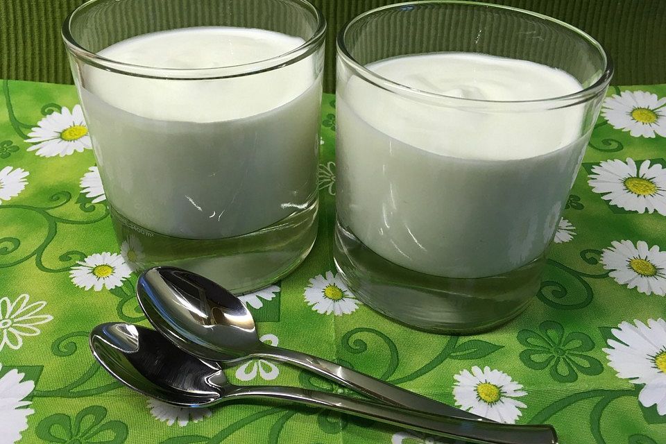 Jogurt - Sahne - Zitrone - Dessert