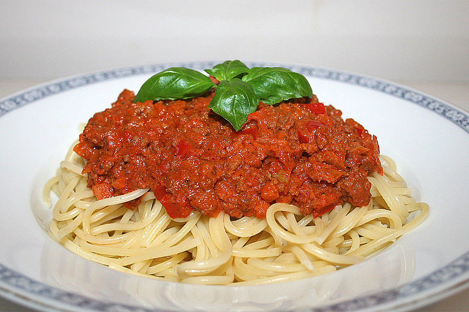 Spaghetti mit Hackfleisch - Schmandsauce