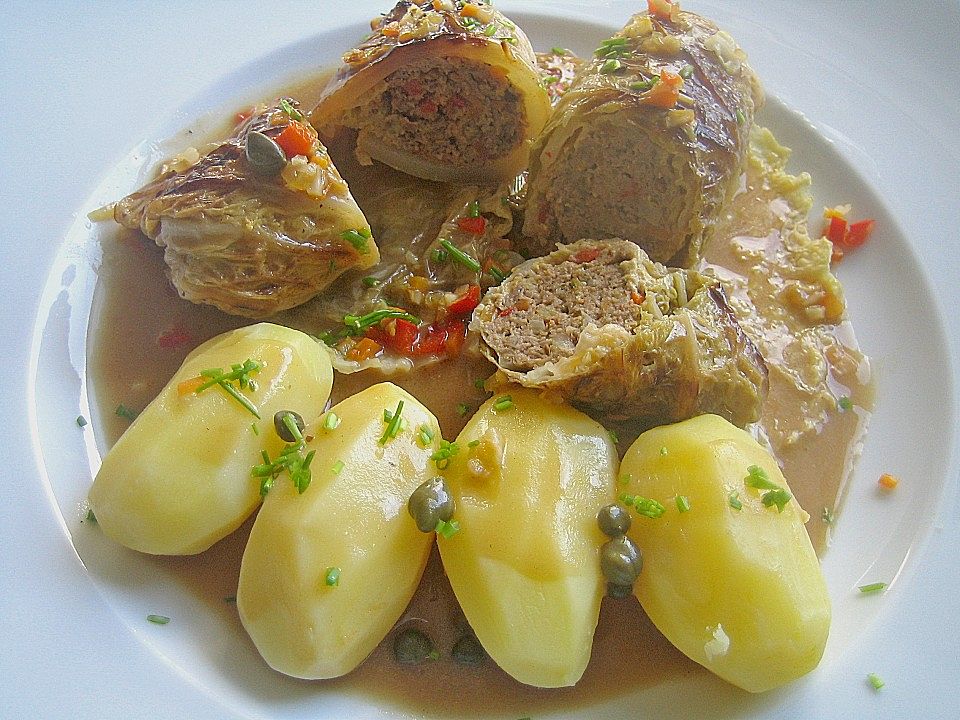 Wirsingrouladen mit Lamm von schrat| Chefkoch Wirsingrouladen mit Lamm von schrat| Chefkoch