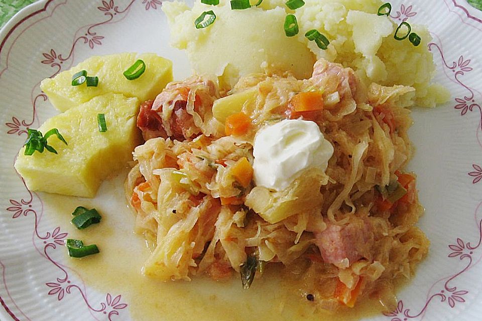 Süß - saure Sauerkraut - Schmorpfanne mit Kasseler