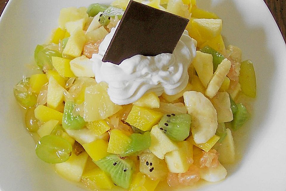 Obstsalat mit Kokossahne