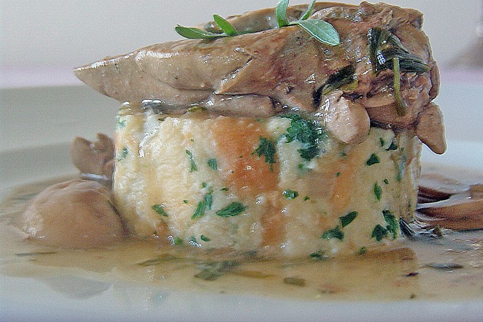 Hähnchenleber mit Champignons in Weinsauce