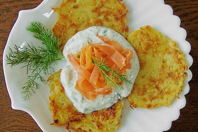 Kartoffelküchlein mit Räucherlachs von uskaminski| Chefkoch
