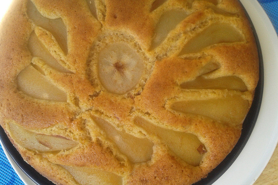 Saftiger Birnenkuchen