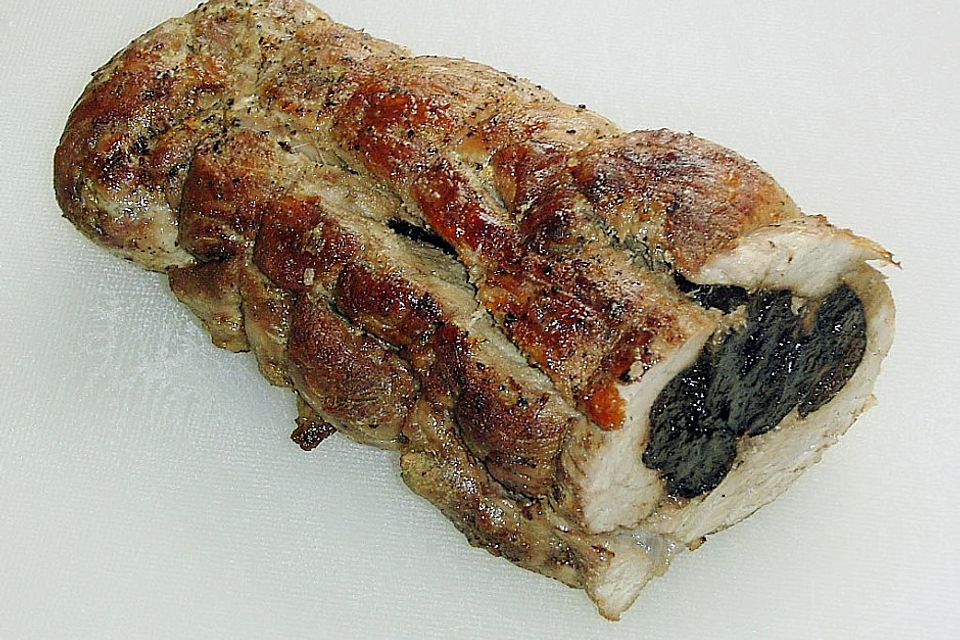 Gefülltes Schweinefilet mit Pflaumensauce