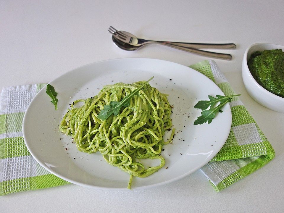 Spaghetti mit Pesto von dastschuly| Chefkoch
