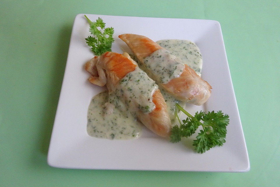 Hühnerbrust in Kräutersauce