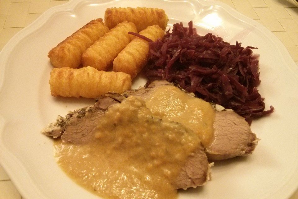 Wildschweinrücken mit Kräuterkruste