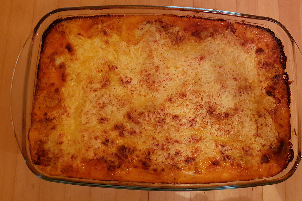 Béchamel-Hackfleisch-Lasagne