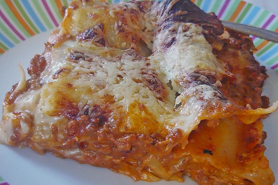 Béchamel-Hackfleisch-Lasagne