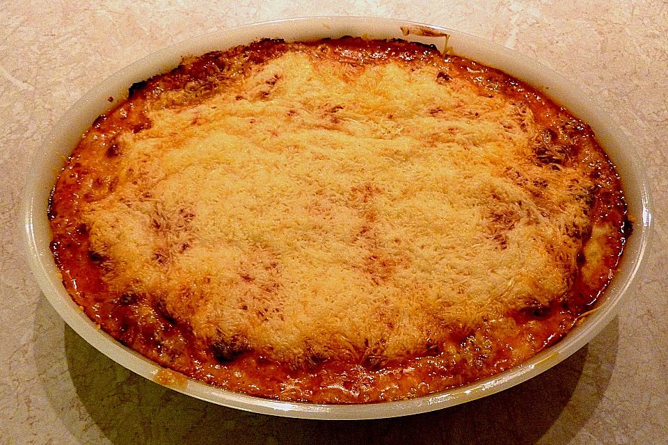 Béchamel-Hackfleisch-Lasagne