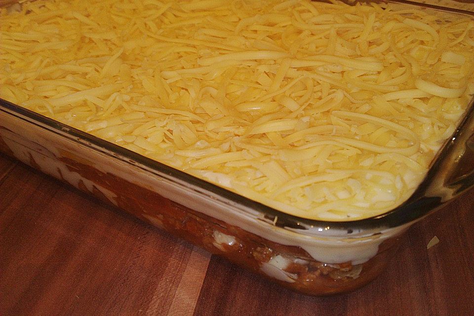 Béchamel-Hackfleisch-Lasagne