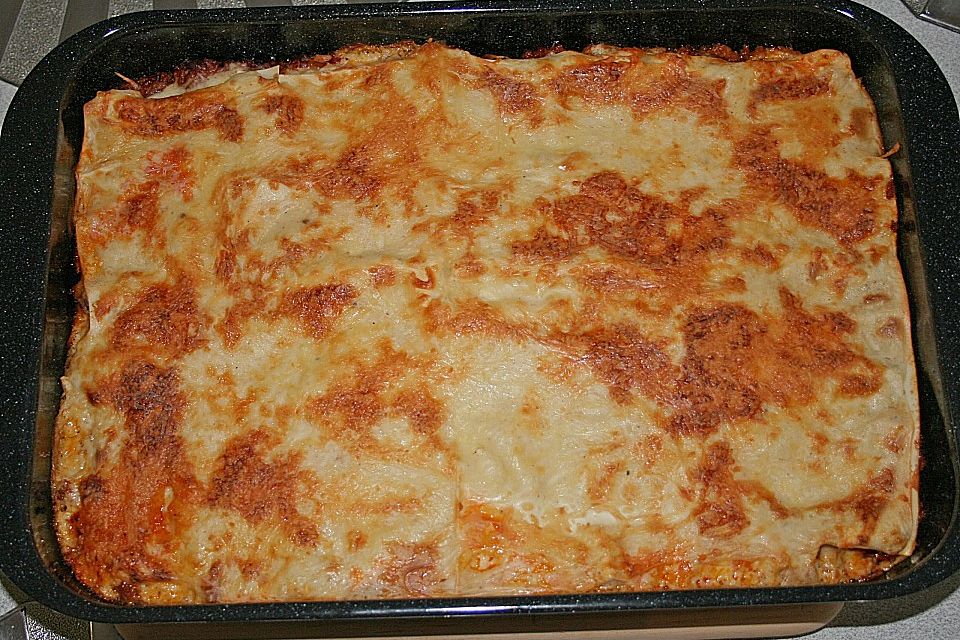 Béchamel-Hackfleisch-Lasagne