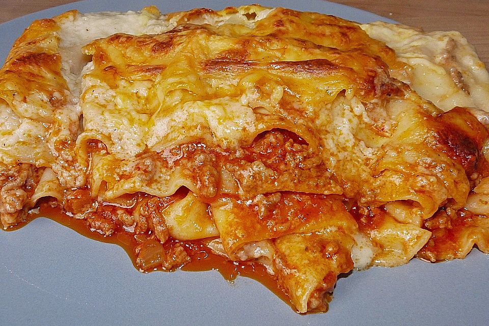 Béchamel-Hackfleisch-Lasagne