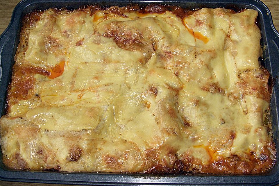 Béchamel-Hackfleisch-Lasagne