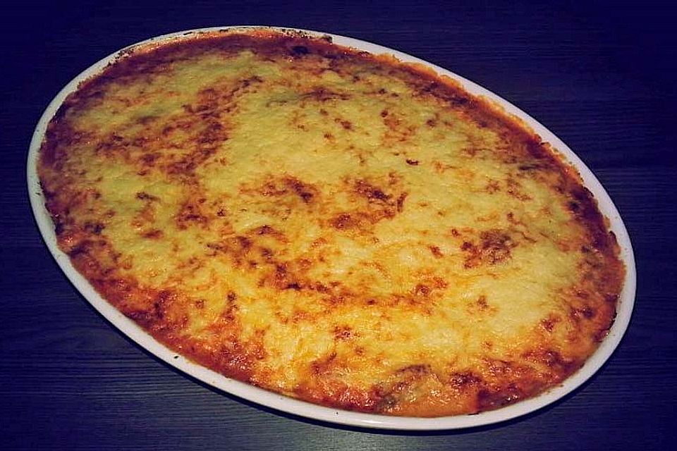 Béchamel-Hackfleisch-Lasagne