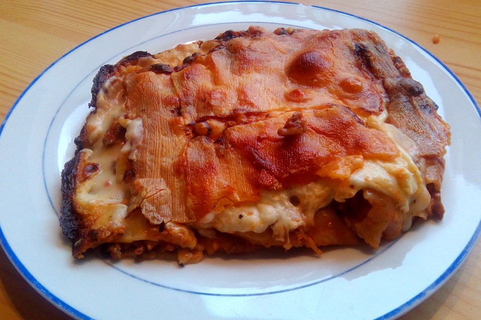 Béchamel-Hackfleisch-Lasagne