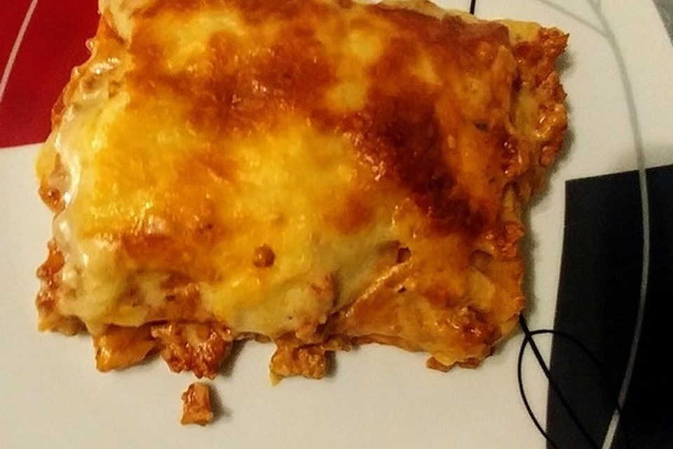 Béchamel-Hackfleisch-Lasagne