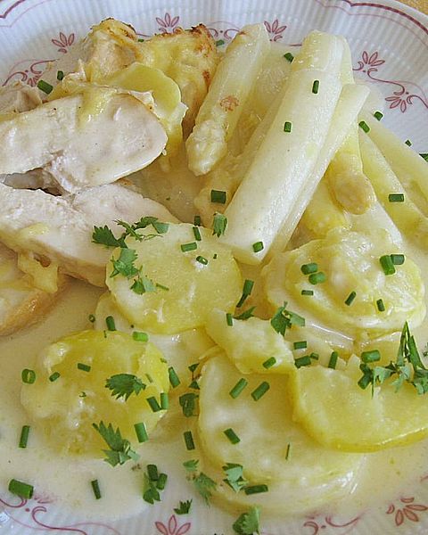 Spargel-Gratin mit Hähnchenfilet