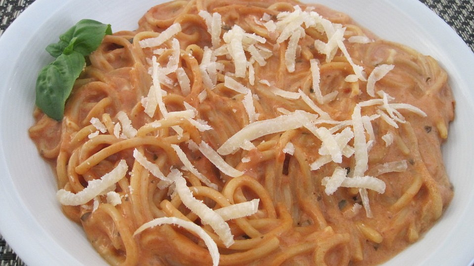 Einfache Tomaten - Sahne Sauce von Anyana Einfache Tomaten - Sahne Sauce von Anyana