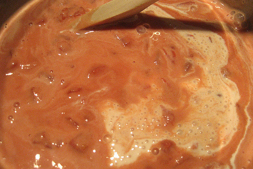 Einfache Tomaten - Sahne Sauce