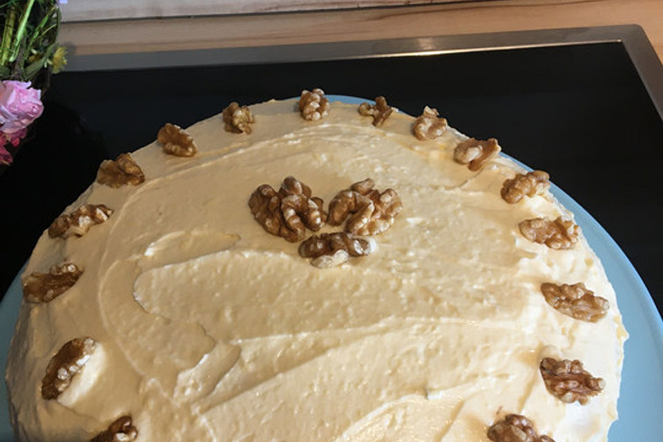 Delicious Cream Cheese Carrot Cake