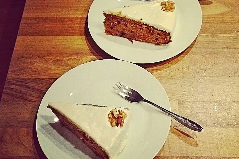 Delicious Cream Cheese Carrot Cake