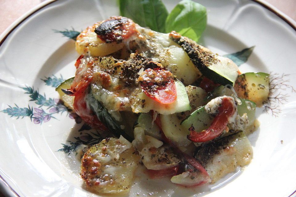 Kartoffel - Tomaten - Zucchini - Gratin