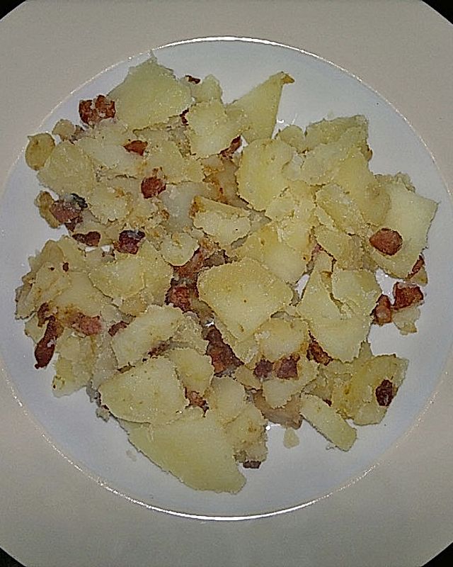 Kartoffeln mit Speck und Zwiebeln