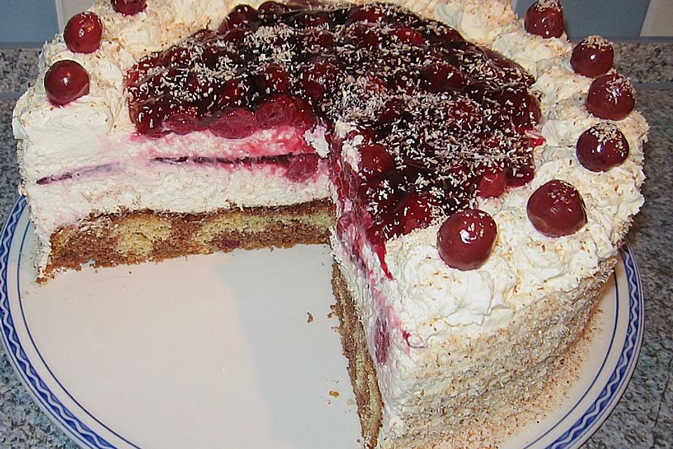 Kokos - Kirsch - Joghurt - Torte