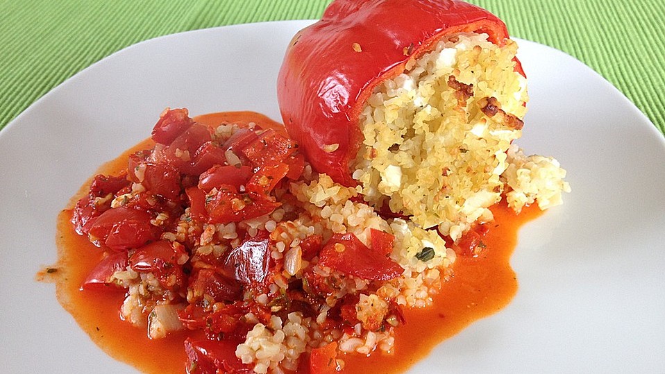 Gefüllte Paprika mit Bulgur
