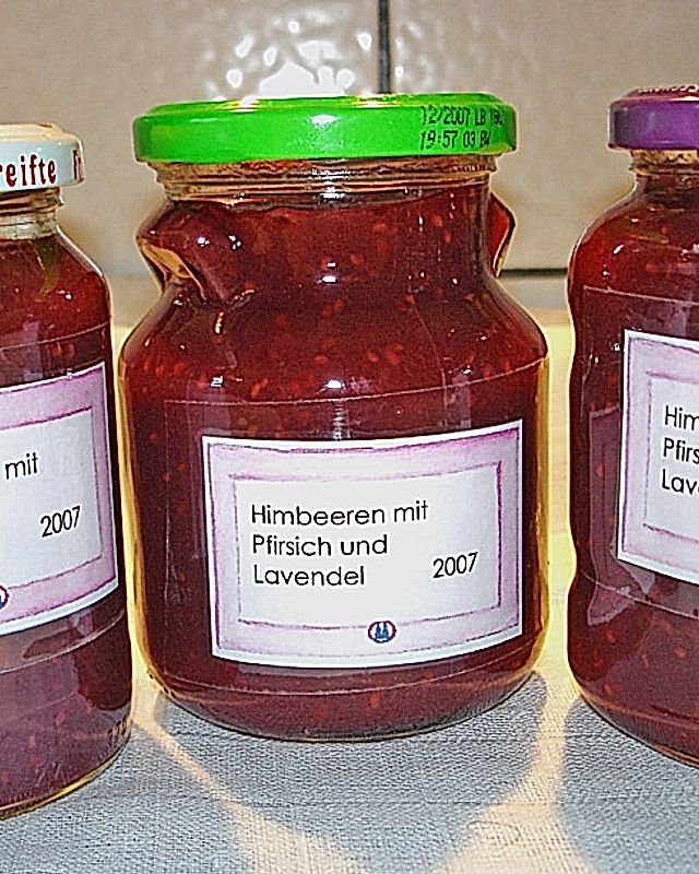 Himbeer - Pfirsich - Gelee mit Lavendel
