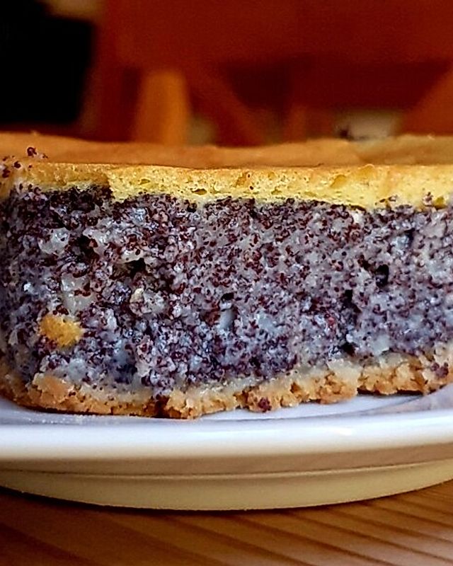 Saftiger Mohnkuchen auf dem Blech von sandraeh