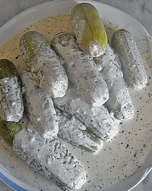 Zucchini in Ziegenjoghurt
