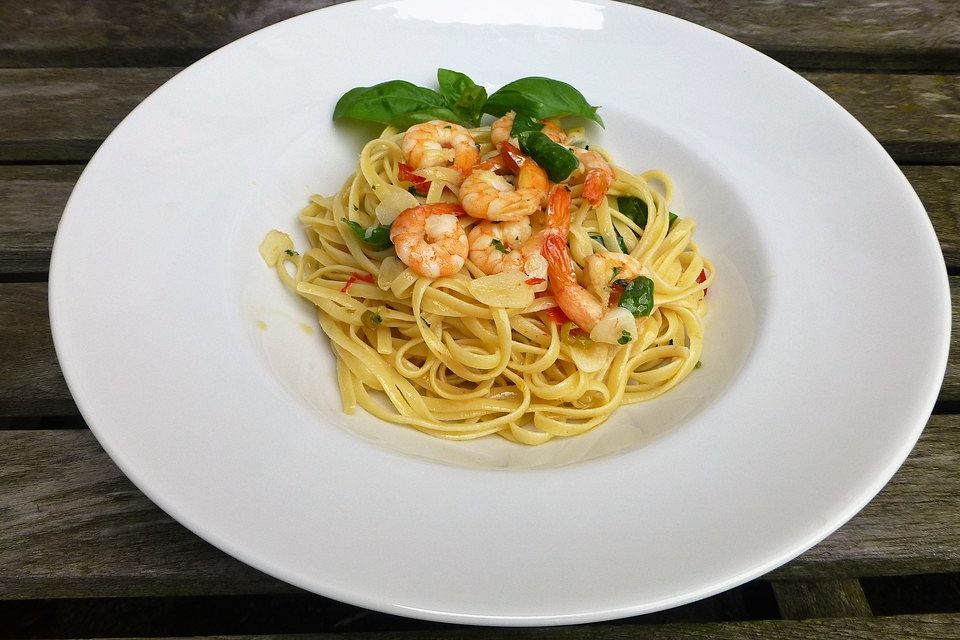 Spaghettini aglio, olio e peperoncino