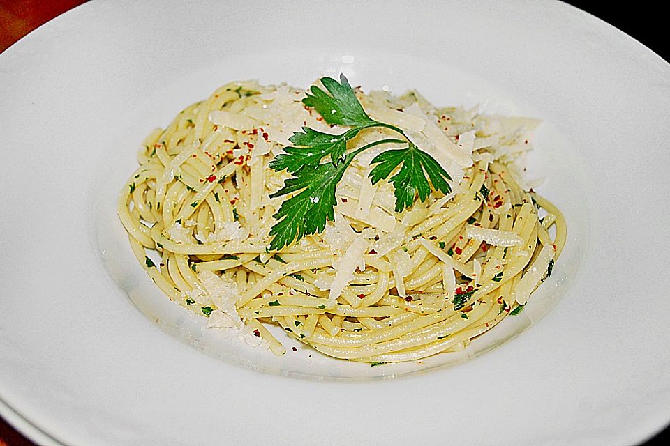 Spaghettini aglio, olio e peperoncino