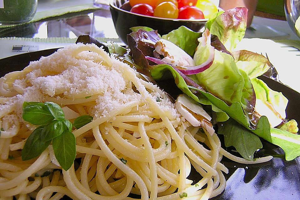 Spaghettini aglio, olio e peperoncino