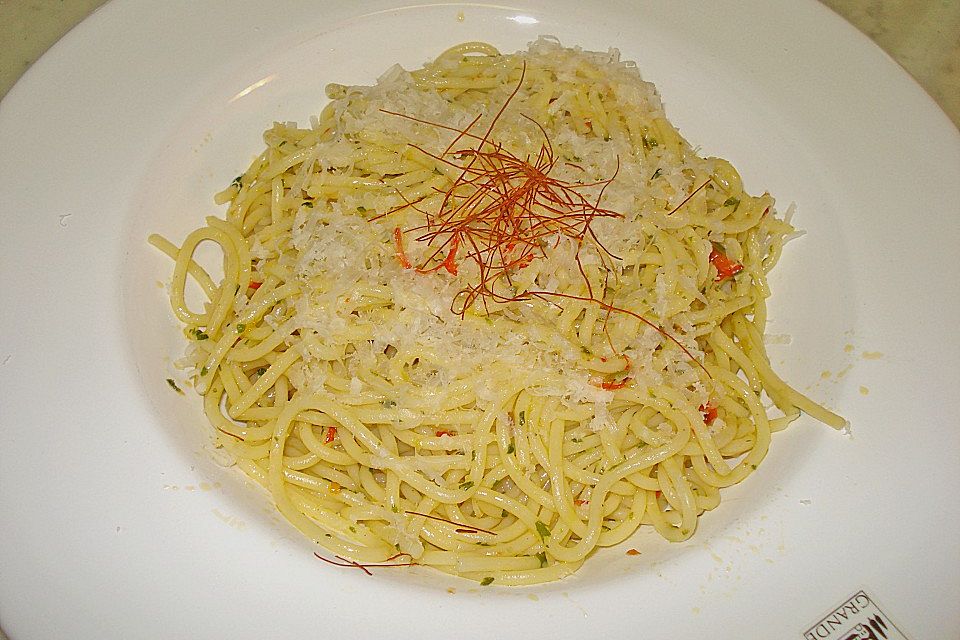 Spaghettini aglio, olio e peperoncino