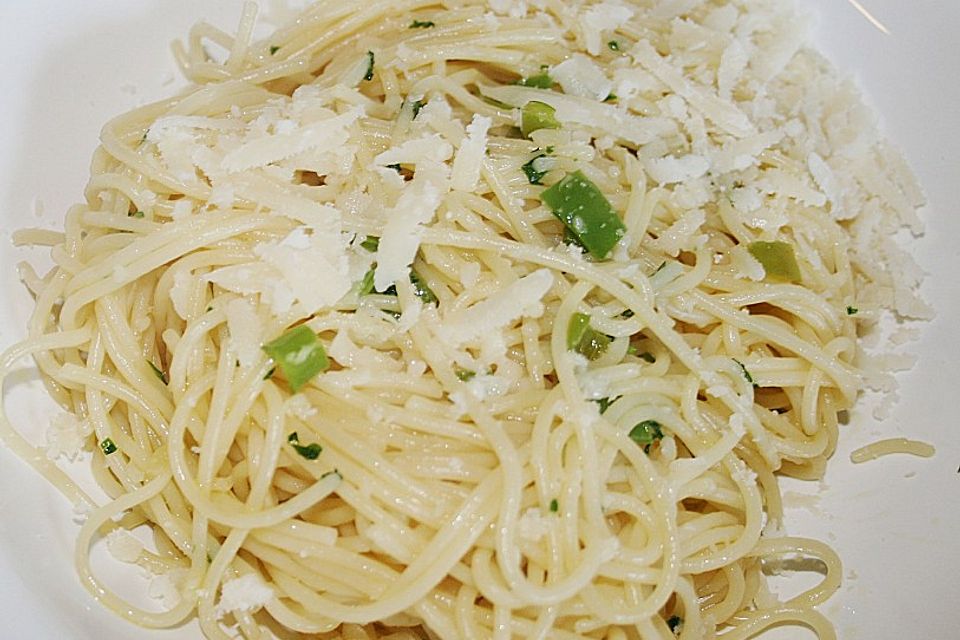 Spaghettini aglio, olio e peperoncino