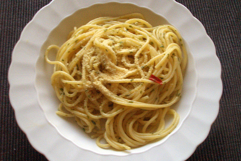 Spaghettini aglio, olio e peperoncino