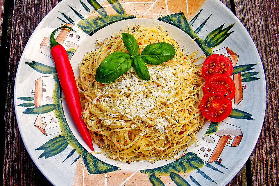 Spaghettini aglio, olio e peperoncino