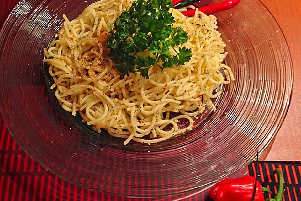 Spaghettini aglio, olio e peperoncino