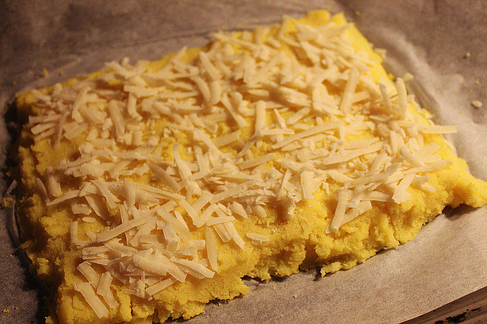 Polentaschnitten mit Parmesan Polentaschnitten mit Parmesan
