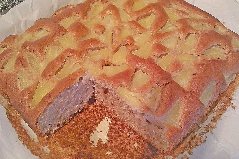 Schüttelkuchen mit Ananas