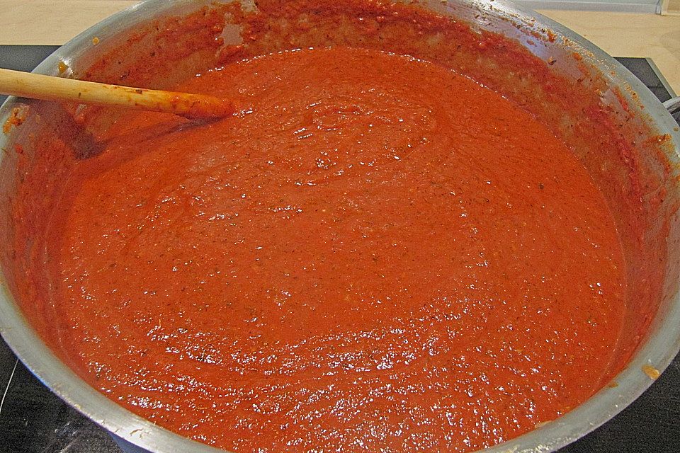 Pizza auf Backstein Pizza auf Backstein