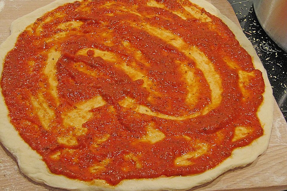 Pizza auf Backstein Pizza auf Backstein