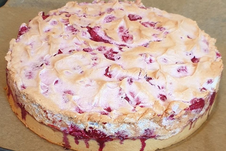 Brombeer - Baiser - Kuchen