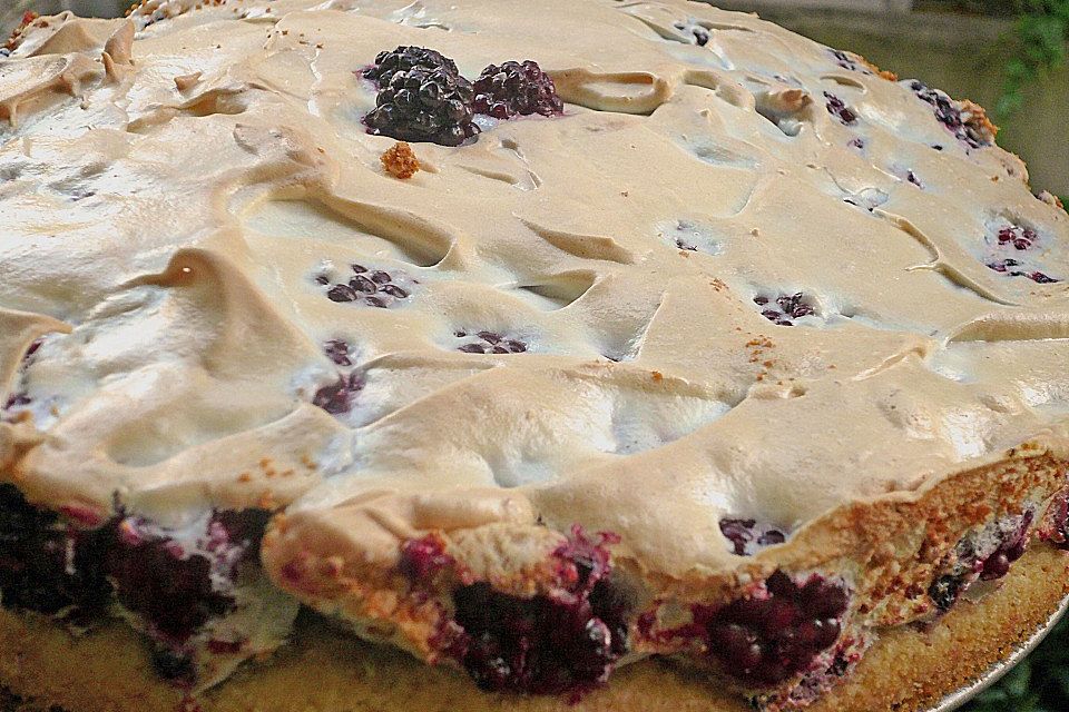 Brombeer - Baiser - Kuchen