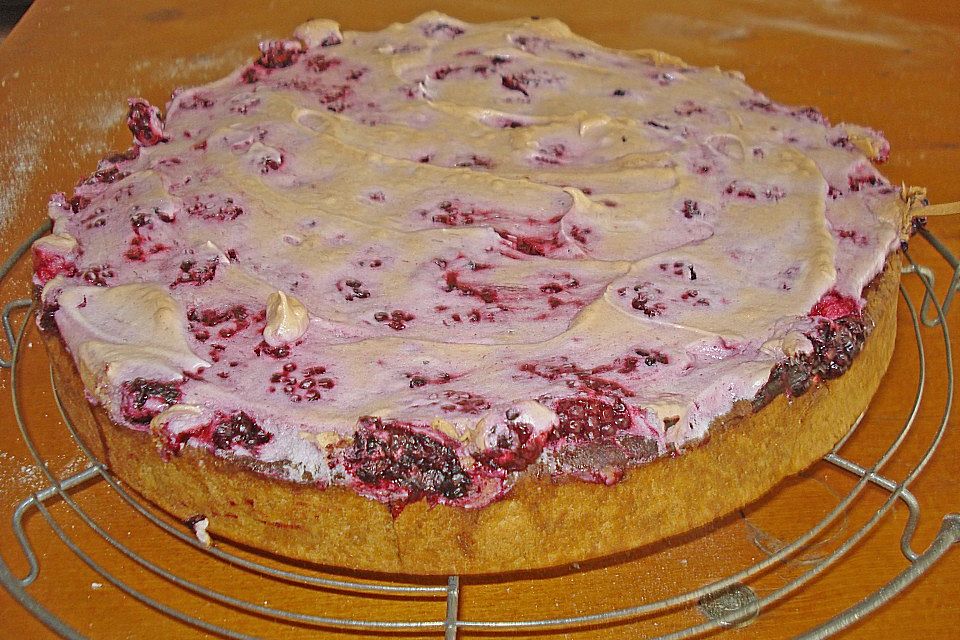 Brombeer - Baiser - Kuchen